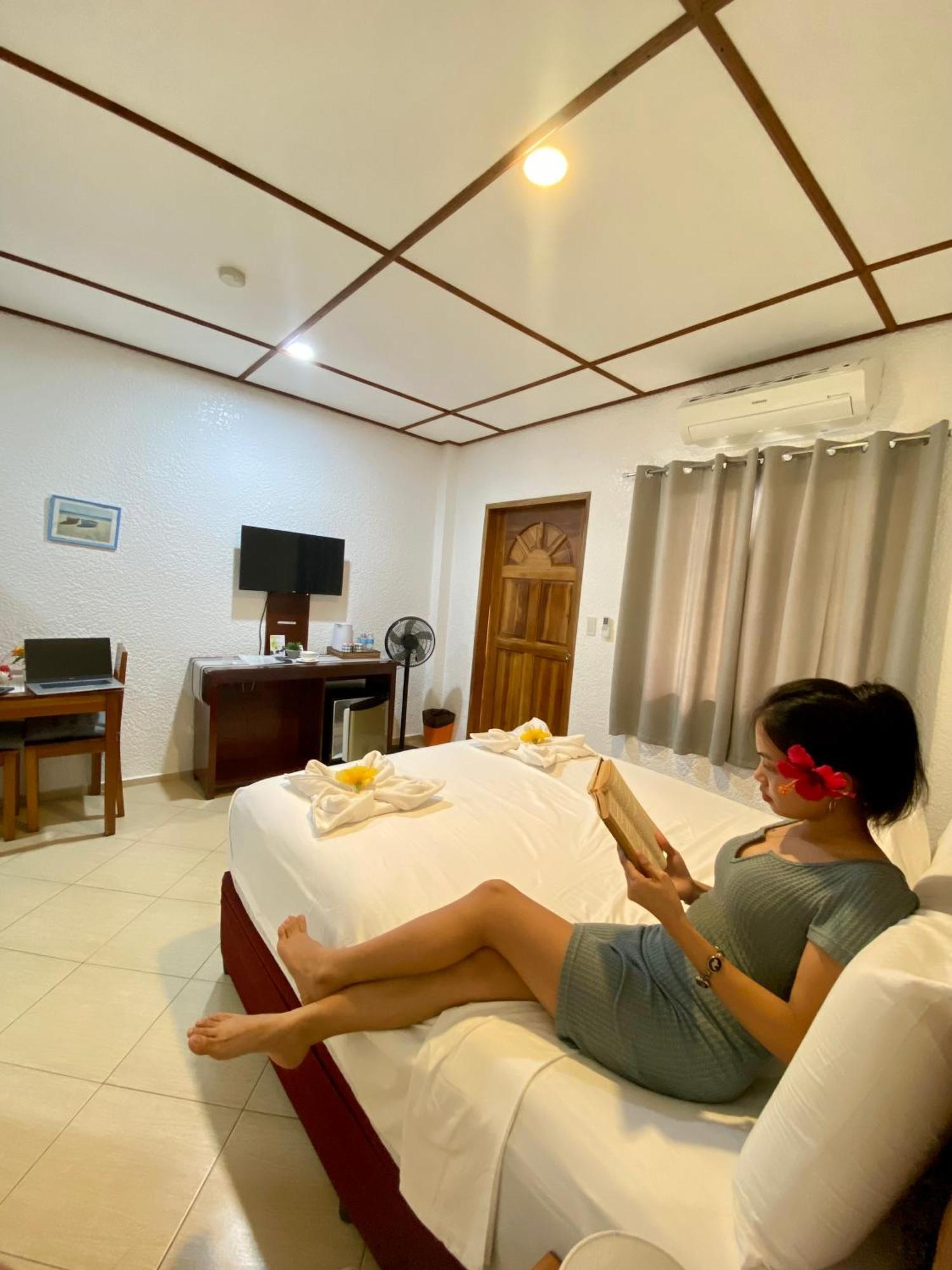 Sunville Hotel And Restaurant Đảo Đảo Panglao Ngoại thất bức ảnh