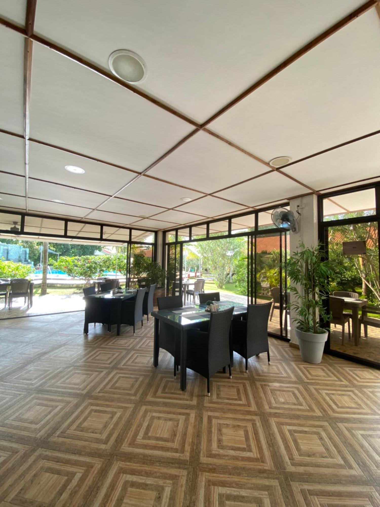 Sunville Hotel And Restaurant Đảo Đảo Panglao Ngoại thất bức ảnh