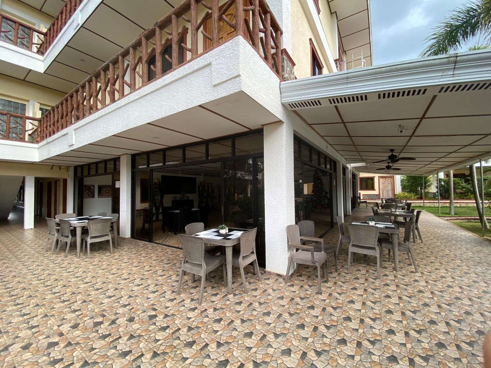 Sunville Hotel And Restaurant Đảo Đảo Panglao Ngoại thất bức ảnh